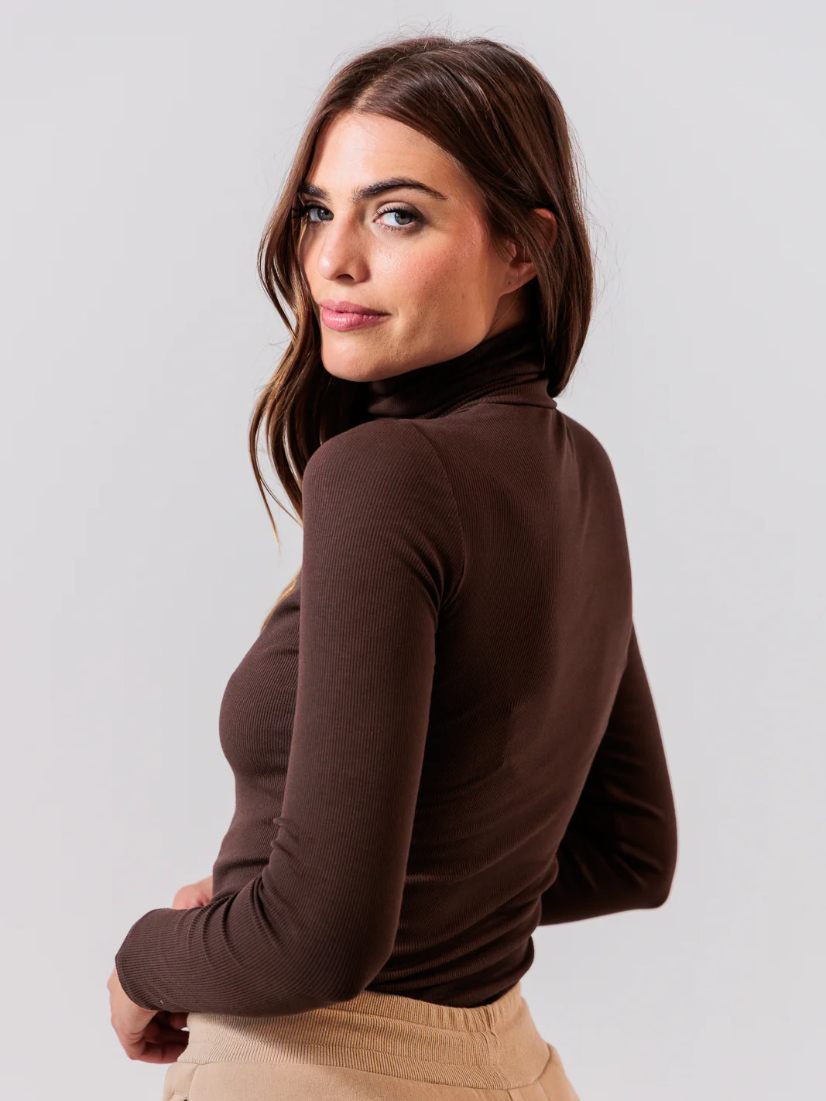 Après Actif CG Ribbed Turtleneck